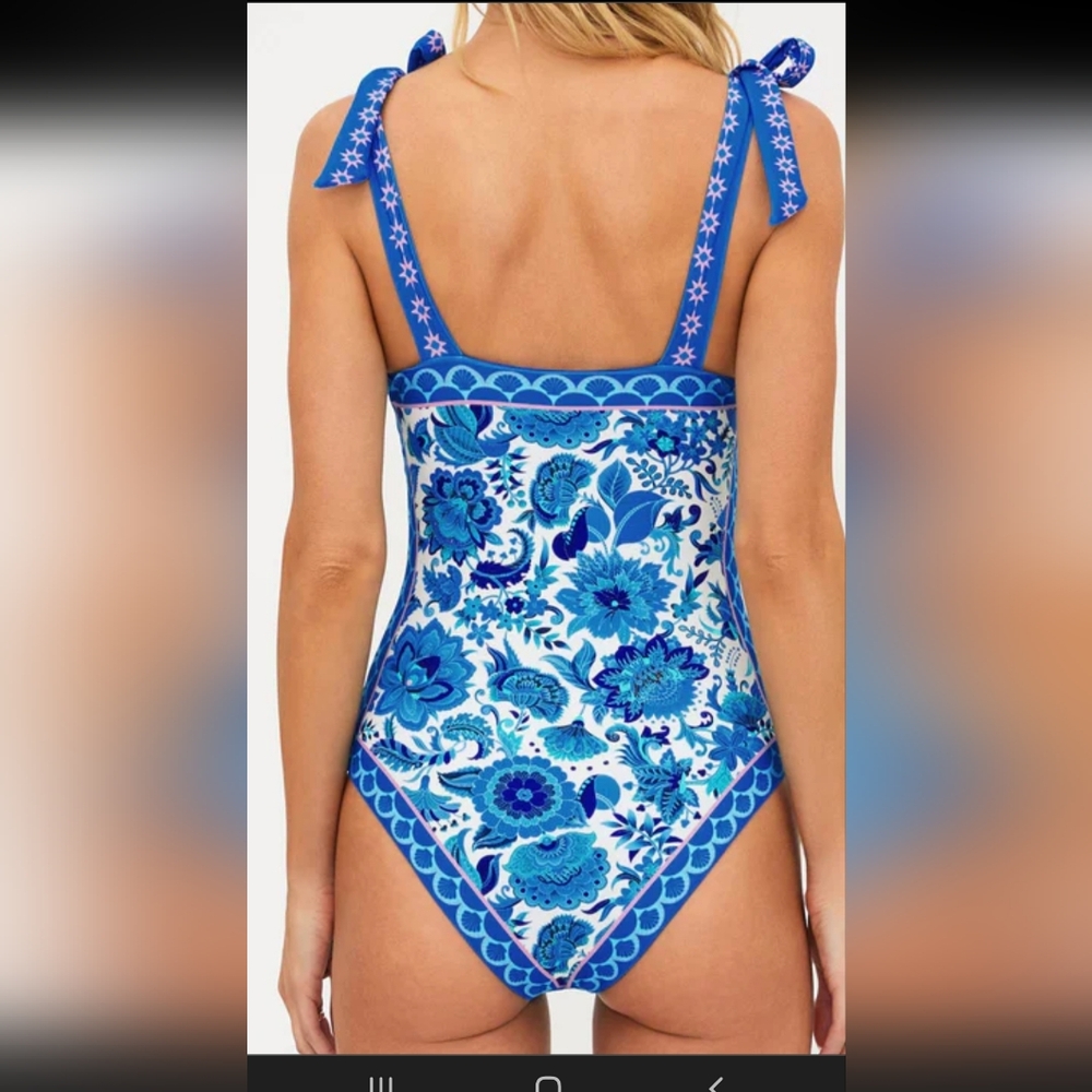 Beach Riot Akira Blue Floral One-Piece Swimsuit XL NWOT - Picture 2 of 8